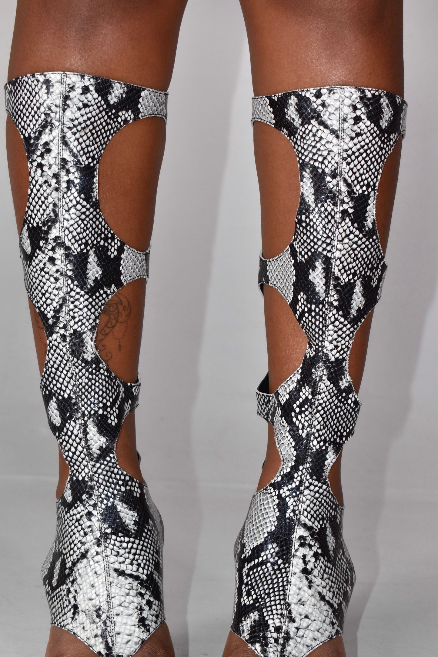 CLEOPATRA SNAKESKIN IOANNES THONG BOOTS
