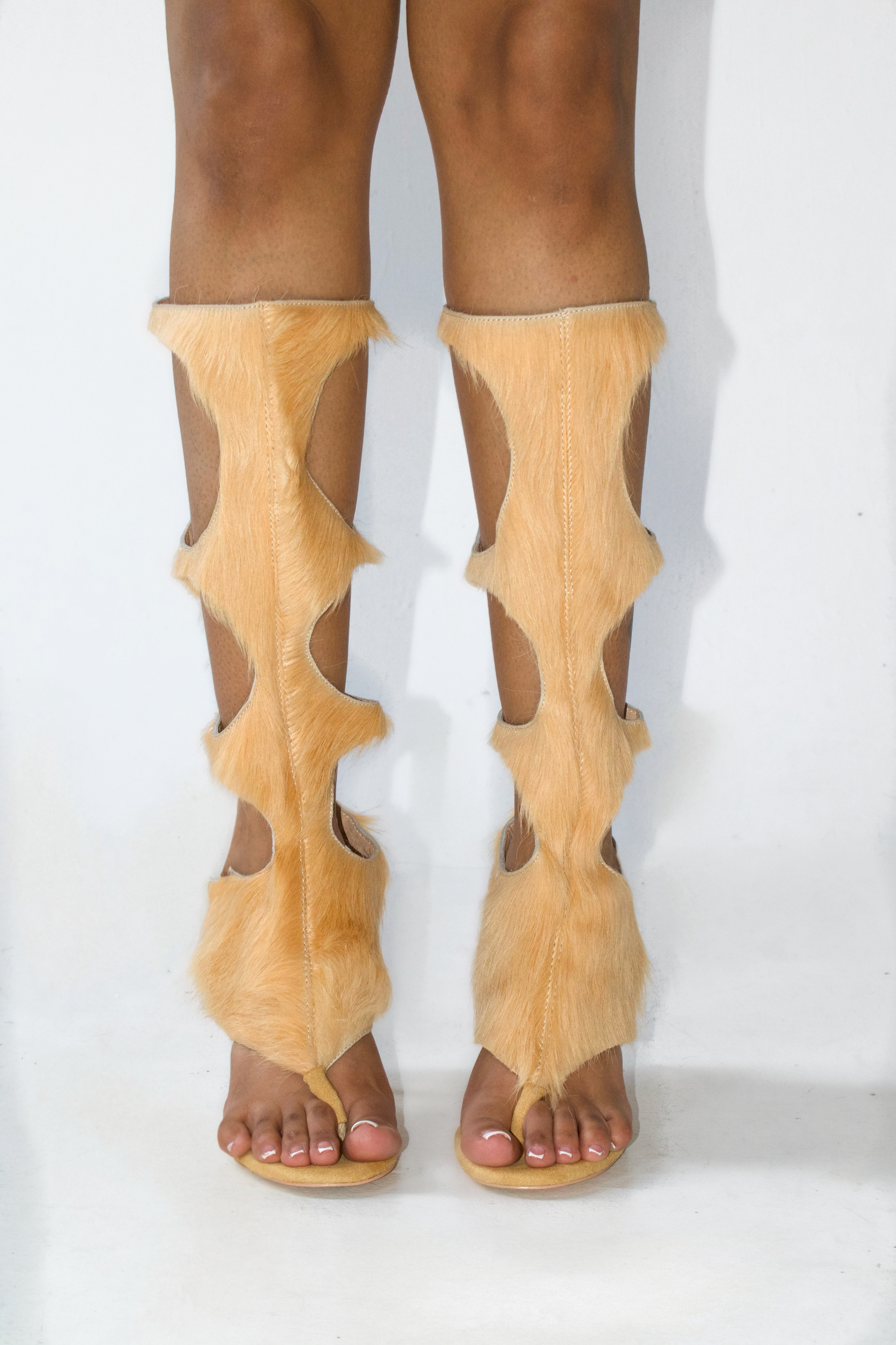 IOANNES COWHIDE THONG BOOTS- SABLE BROWN