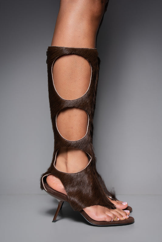 IOANNES COWHIDE THONG BOOTS -STALLION BROWN