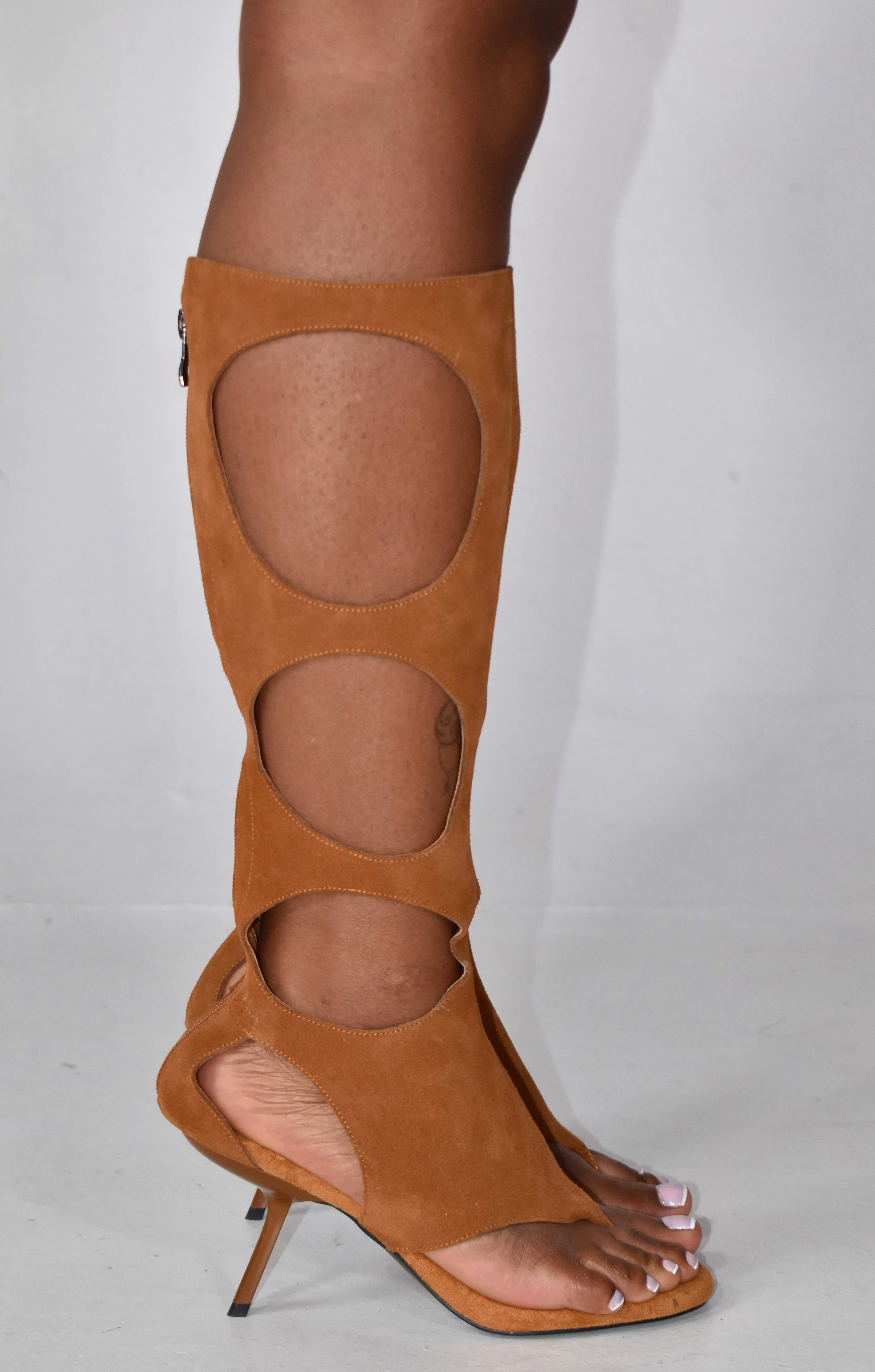 IOANNES SUEDE THONG BOOTS -ROAN BROWN