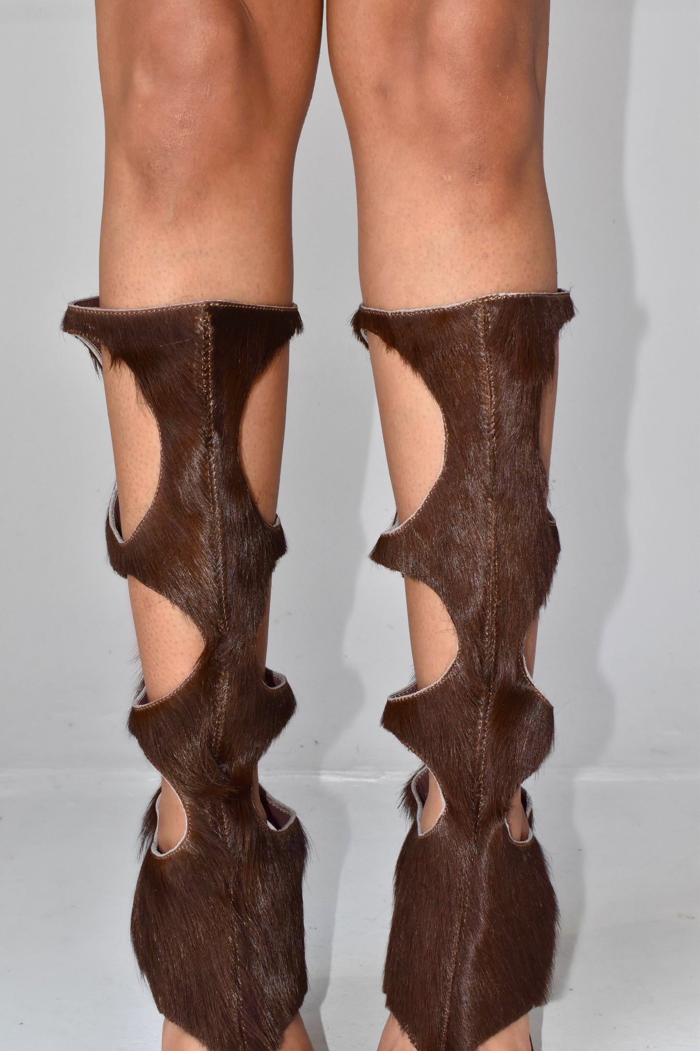 IOANNES COWHIDE THONG BOOTS -STALLION BROWN