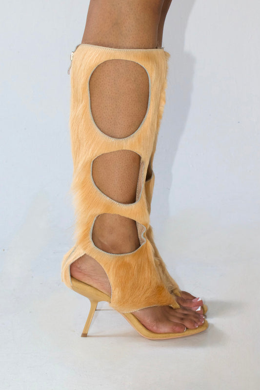 IOANNES COWHIDE THONG BOOTS- SABLE BROWN